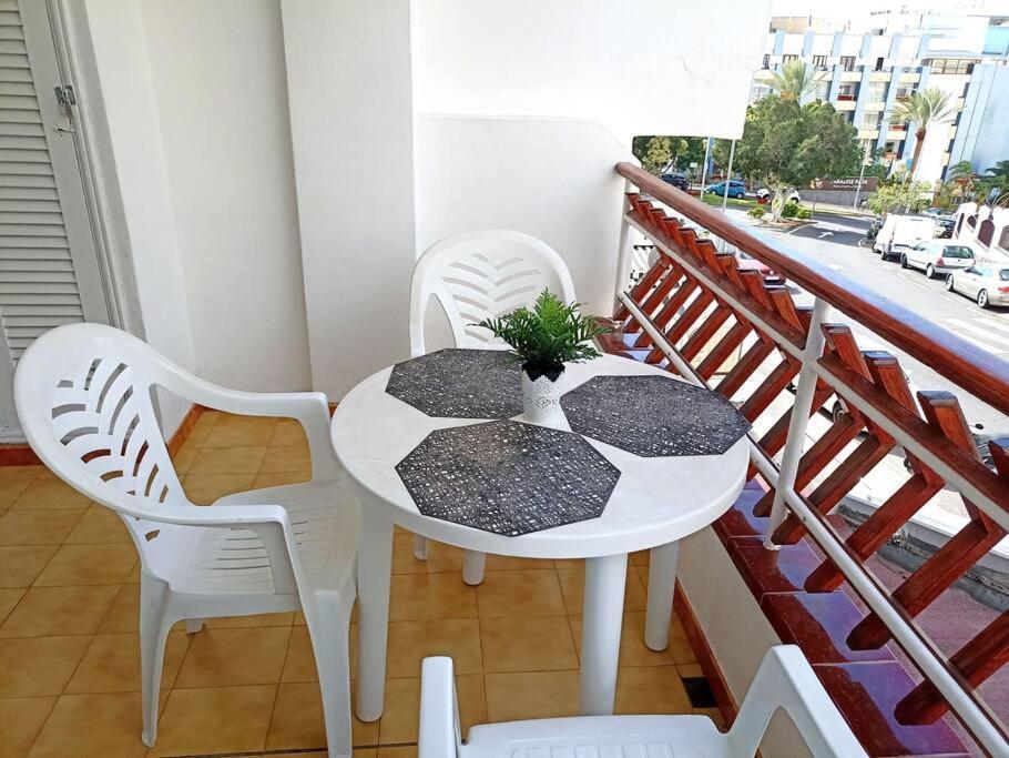 Diamantes Home, Cristianos, Heated Pool & Aircon Apartamento